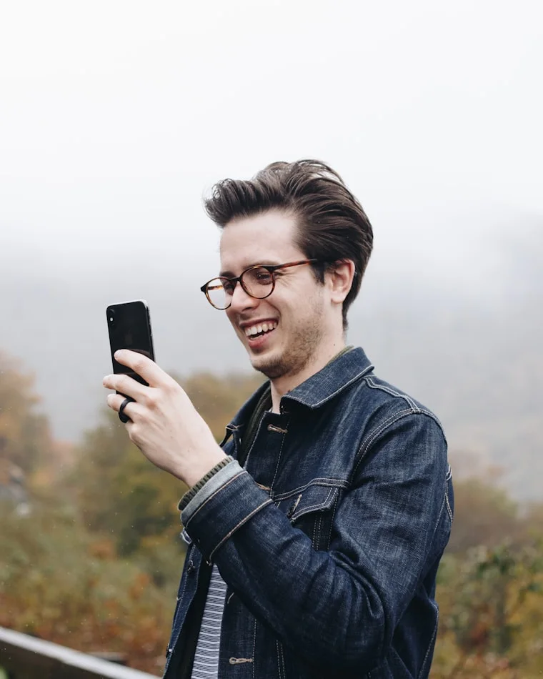 Mydrop scheduling Threads text posts, polls, and carousels from one calendar